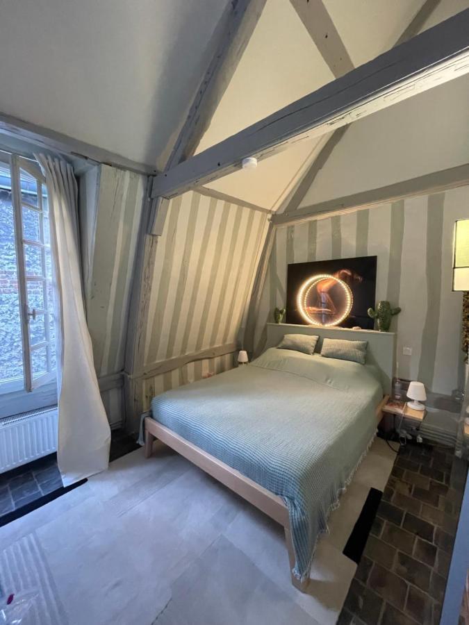 Le Loft Du Homard Bleu - Entre Ciel Et Mer - Free Parking 500M Honfleur Exterior foto